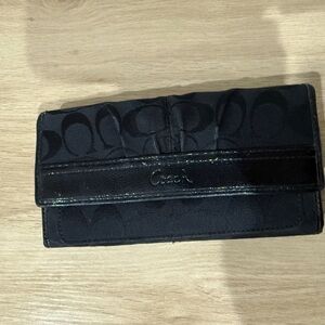 Coach Signature Black Trifold Wallet